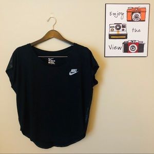 Nike T-shirt (Size-L) NWOT